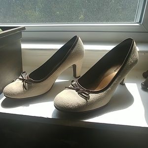 Tan/Cream Shoes
